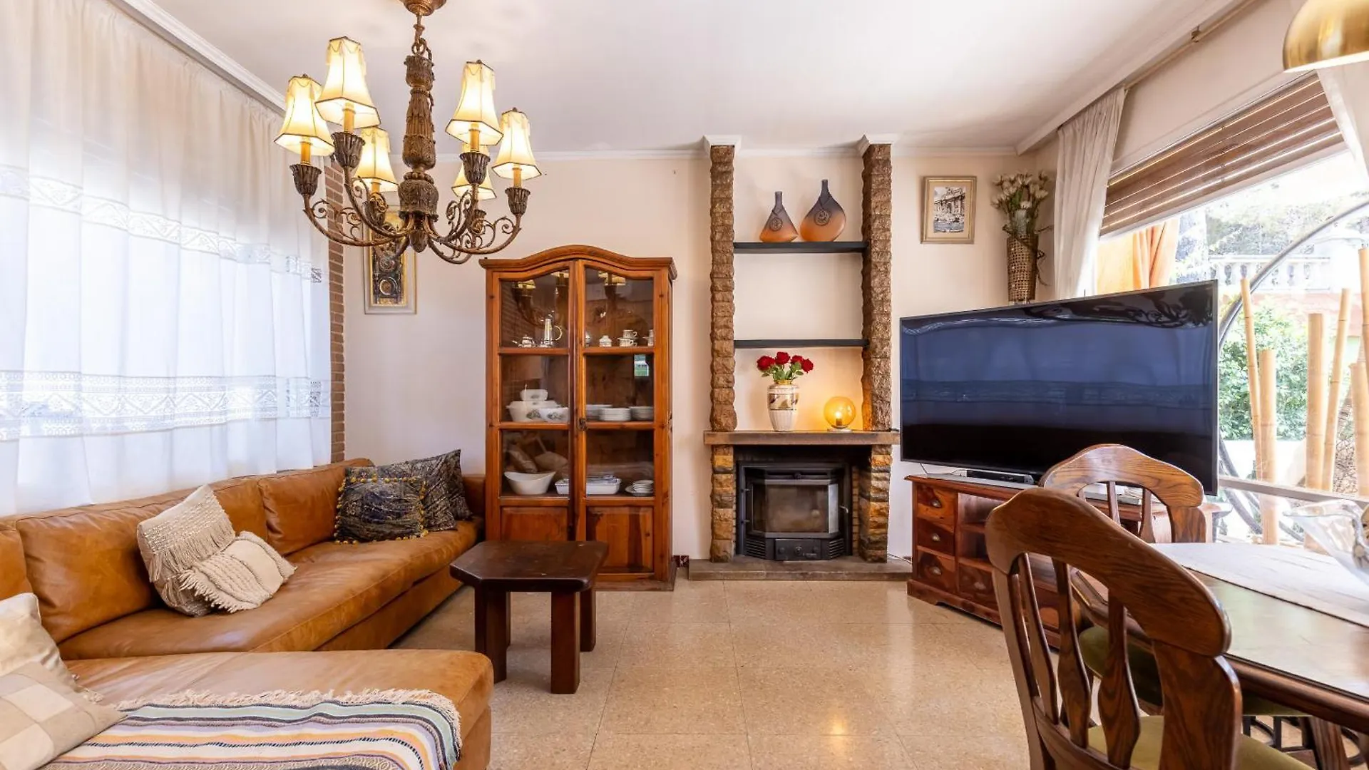 סאלו Villa Frades בית נופש